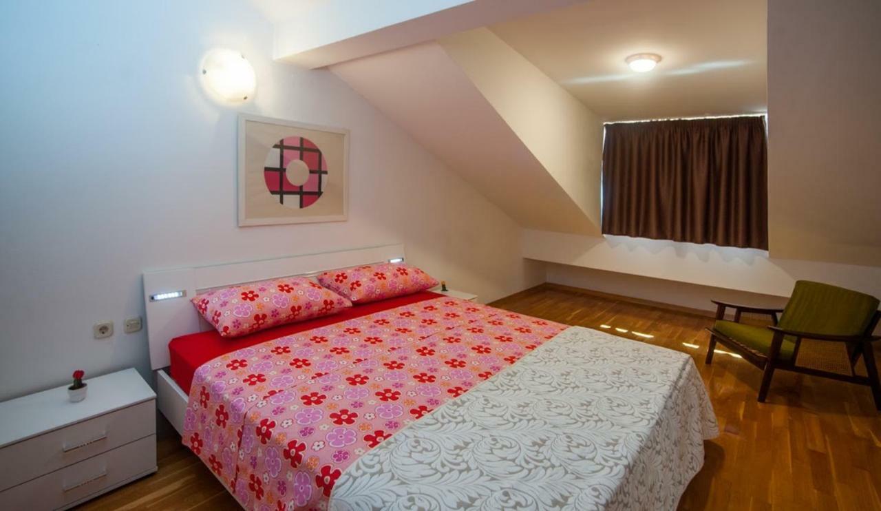 House Koloc Daire Bol Dış mekan fotoğraf